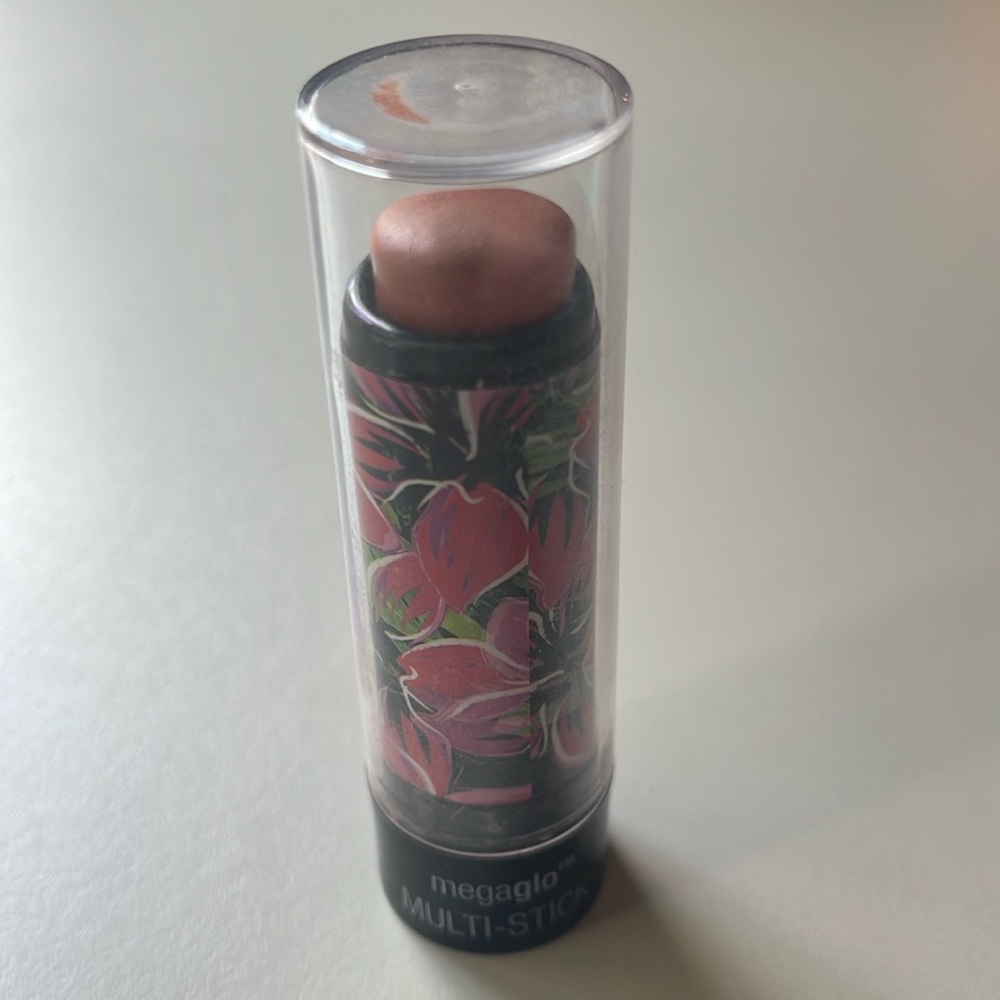 wet n wild megaglo Multi-Stick in Carnational Anthem